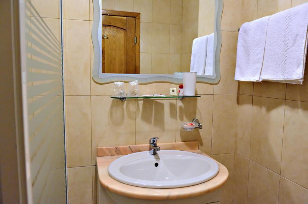 Floresti  Motel Confort الغرفة الصورة